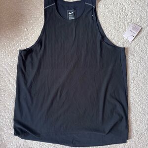 Nike Tech Pack Dri-FIT Running Tank Run Division Men’s Large Dark Smoke Grey NWT